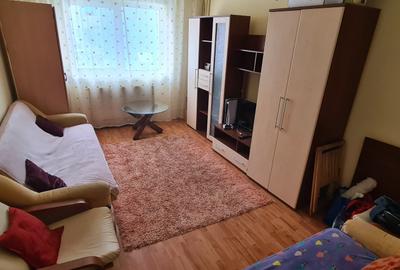 Garsonieră decomandată în Astra - 3