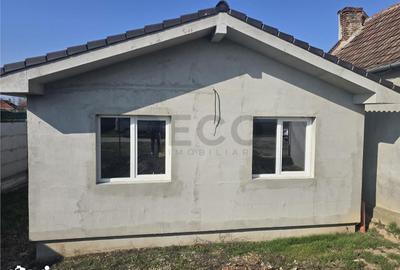 Casă cu 3 camere cu Teren 545 Mp în Girișu de Criș - 10