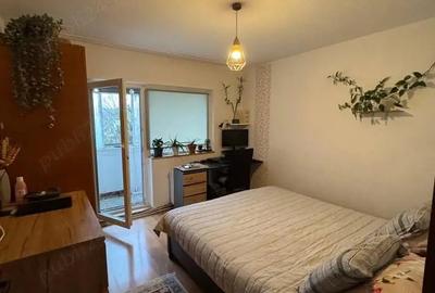 Apartament cu 2 camere decomandat în Zorilor