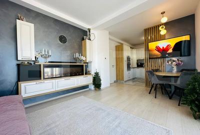 Apartament cu 3 camere decomandat, mobilat în Tractorul