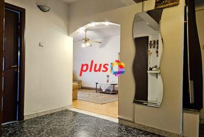 Apartament cu patru camere, zona Judetean 77mp - 3