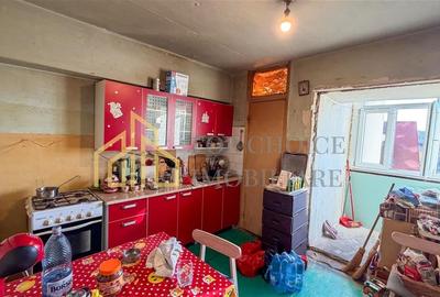 OPORTUNITATE Obor: 4 Camere Decomandate (93 mp), 2 Min Metrou, Gata de Renovare - 1