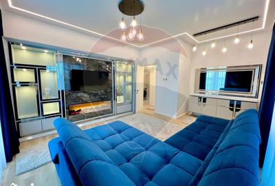 Apartament cu 4 camere decomandat în Central - 2