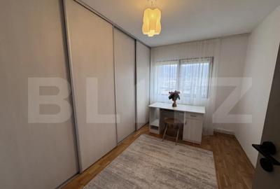 Apartament cu 3 camere semidecomandat în Central - 5