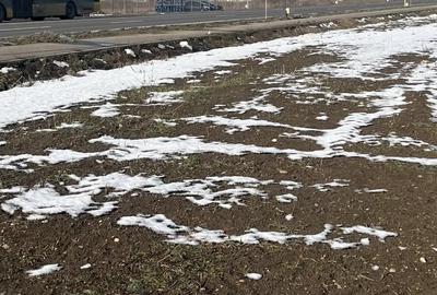 Teren de 3556 mp, în Aeroport - 7