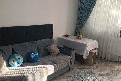Apartament cu 2 camere decomandat în Micro 5