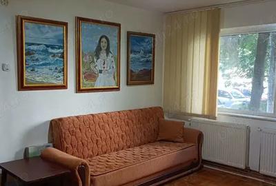 Inchiriez apartament 2 camere in zona Boul Rosu, cu centrala proprie - 2