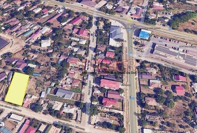 Teren de 925 mp, în Central