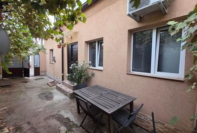 Închiriere Casă 2 camere la curte, central - 1