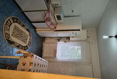 Apartament cu 3 camere semidecomandat în Central - 3