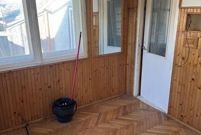 Casă cu 3 camere cu Teren 1000 Mp în Central - 2