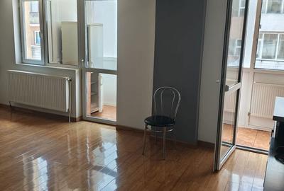 Apartament cu 2 camere decomandat în Calea București - 4