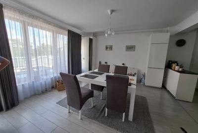Apartament cu 2 camere decomandat în P-ța Romană - 4