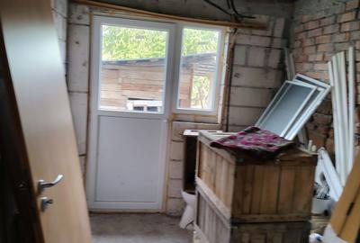 Casă cu 2 camere în Priboieni - 7
