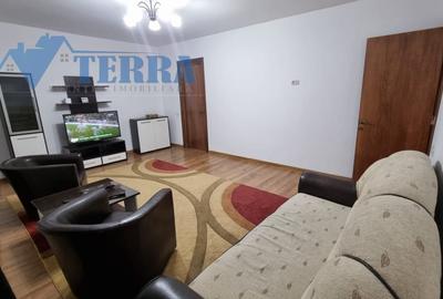 Apartament cu 3 camere decomandat, mobilat în Central - 2