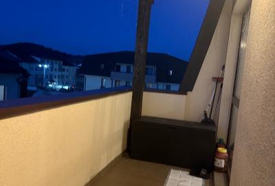 Apartament cu 2 camere decomandat în Sânpetru - 3