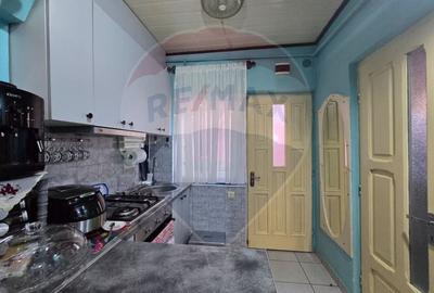 Apartament cu 2 camere de vânzare în zona Parcul Feroviarilor - 3