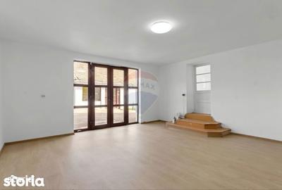 Casă cu 4 camere cu Teren 670 Mp în Central - 6