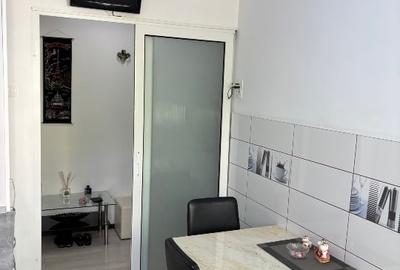 Apartament cu 3 camere decomandat, mobilat în Țiglina 1 - 2