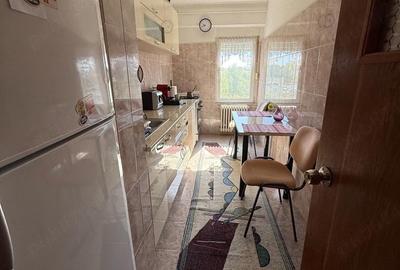 Apartament cu 2 camere decomandat în Central - 2