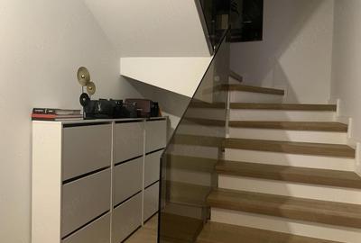 Casă cu Teren 250 Mp în Central