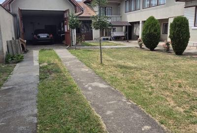 Casă individuală cu 7 camere cu Teren 1439 Mp în Petrești - 3