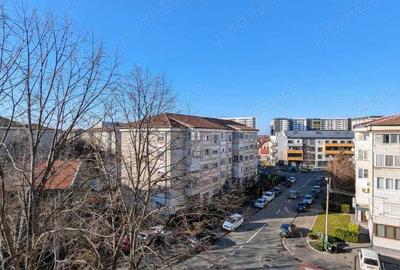 Apartament cu 3 camere decomandat în Central - 3