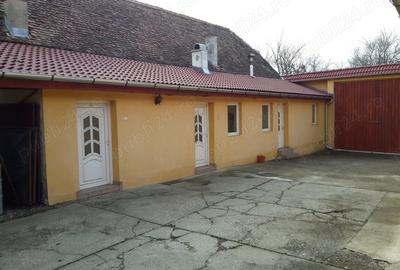 Casă cu 3 camere în Seleuș (Daneș) - 1