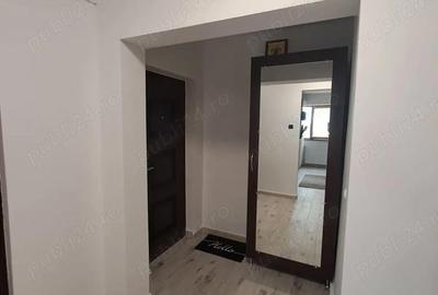 Apartament cu 3 camere decomandat în B-dul București - 6