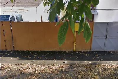 Casă cu 2 camere cu Teren 650 Mp în Central - 10