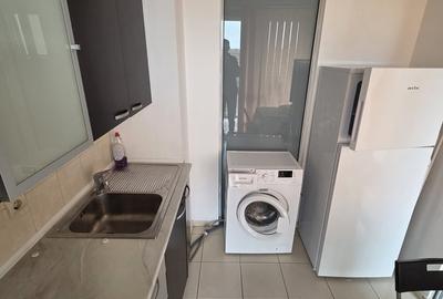 Garsonieră decomandată în Militari