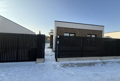 Casă individuală cu 4 camere cu Canalizare în Tunari - 11