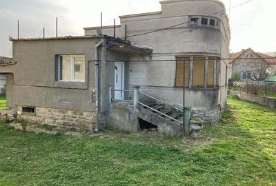 Casa de vanzare in Geoagiu sau schimb cu apartament in Orastie Casa de vanzare in Geoagiu sau schimb cu apartament in Orastie - 1