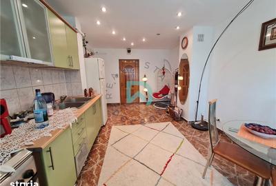 Apartament cu 2 camere semidecomandat, mobilat în Triaj - 2