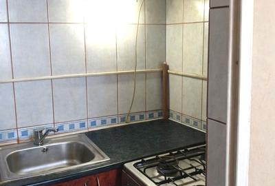 Garsonieră decomandată, mobilată în Micro 40 - 4