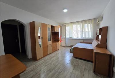 Apartament cu 2 camere semidecomandat în Tei - 3