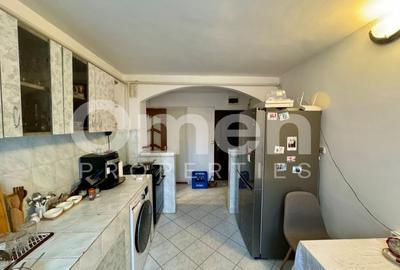 Apartament cu 3 camere semidecomandat, mobilat în Săsar - 7