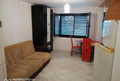 Garsonieră decomandată în Olteniței - 1