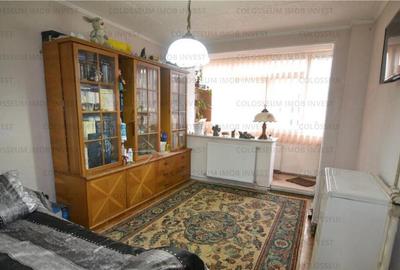 Apartament 3 camere, decomandat - zona Astra - 4