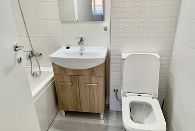 Apartament cu 4 camere semidecomandat în 13 Septembrie - 13