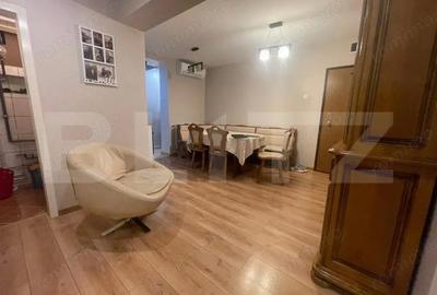 Apartament cu 3 camere decomandat în Central - 12