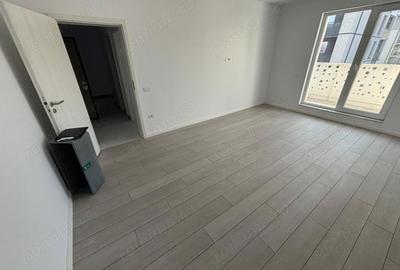 Apartament cu 2 camere decomandat în Girocului - 9