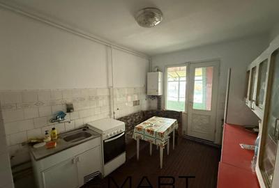 Apartament cu 4 camere decomandat, mobilat în Central - 2