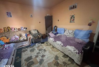 Casă cu 4 camere cu Teren 853 Mp în Central - 2