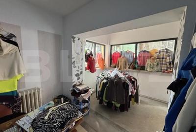 Spațiu comercial, de 60 mp, în Central - 3