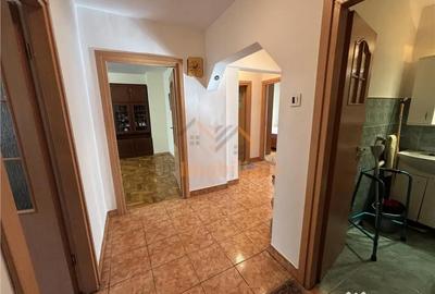 Apartament cu 3 camere decomandat în Dacia - 3