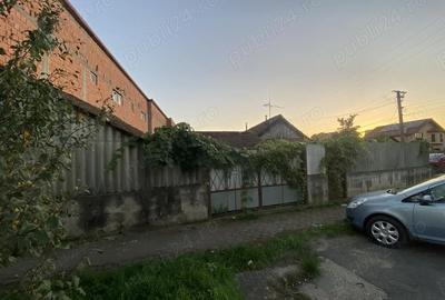 Casă cu 4 camere cu Teren 455 Mp în Central - 9