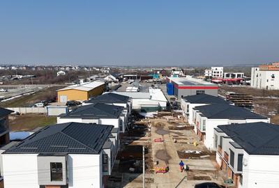 Casă individuală cu 4 camere cu Canalizare în Tunari - 15