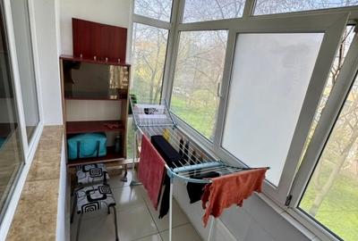 Apartament cu 2 camere semidecomandat în Podu Roș - 2