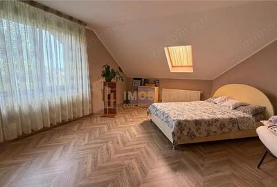 Casă cu Teren 1800 Mp în Central